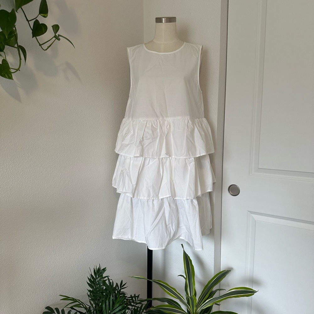 Who What Wear Tiered Ruffle A-Line Mini Dress Size M - Picture 2 of 4